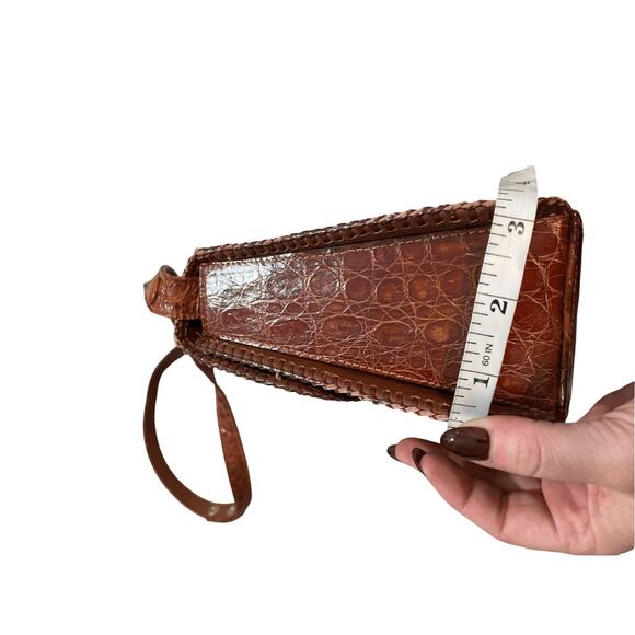 Women's Cuban Alligator Burnt Brown Snap Light Academia Preppy Minimal Crossbody - Picture 12 of 13